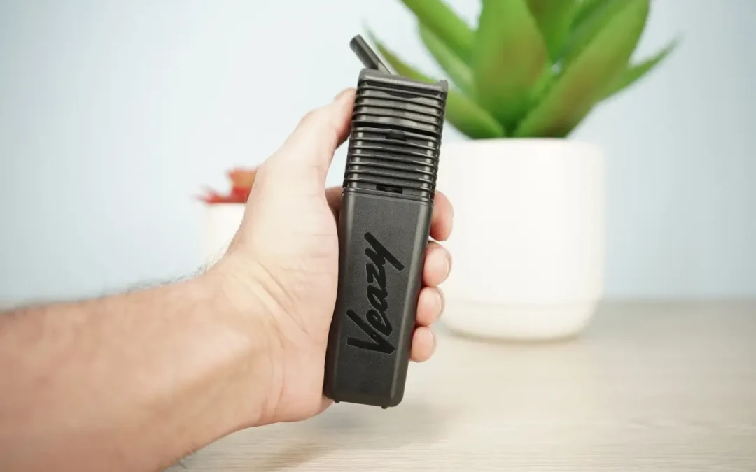 Veazy Vaporizer in hand